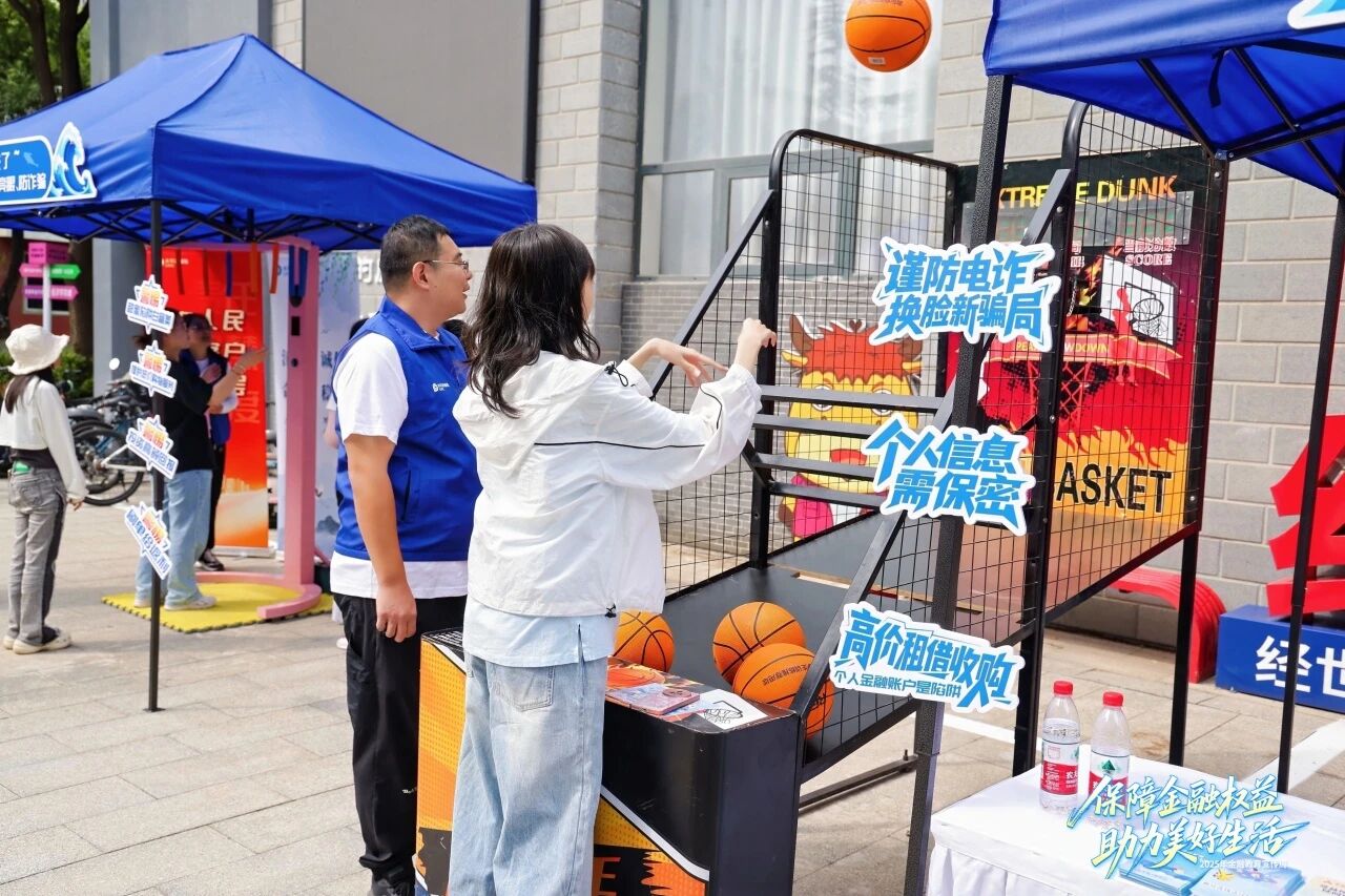 ×ðÁú¿Ê±(Öйú)ÈËÉú¾ÍÊDz«!