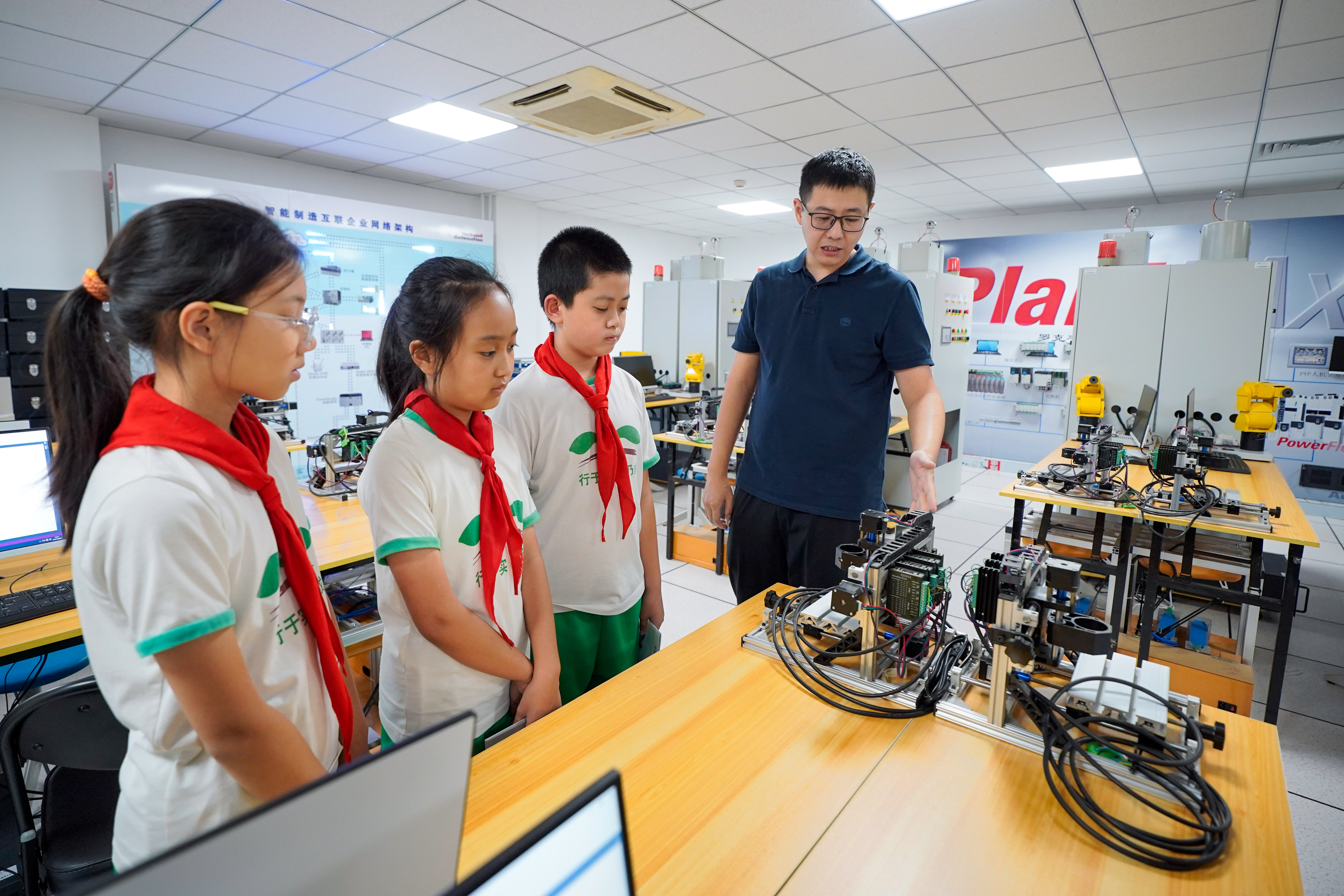 ×ðÁú¿Ê±(Öйú)ÈËÉú¾ÍÊDz«!